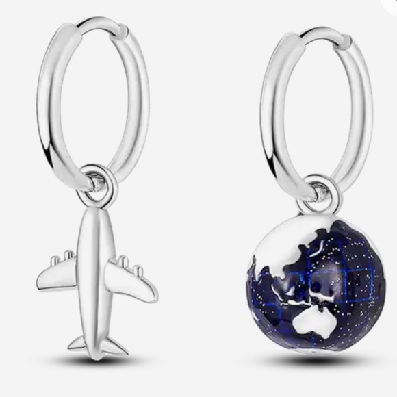 NWOT Airplane and World Map Earrings for Women Genuine 925 Sterling Silver - Picture 1 of 1